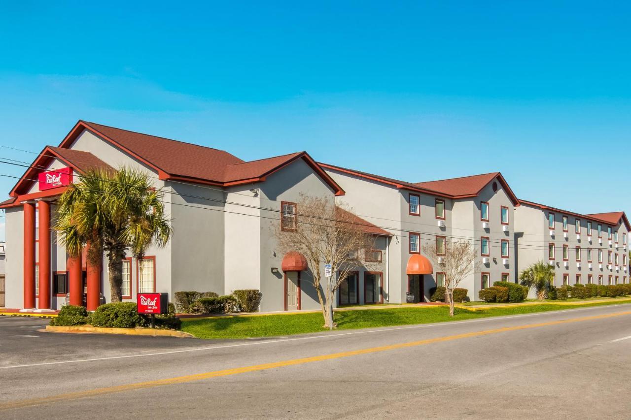 Red Roof & Pensacola-nas Corry Beach Haven
